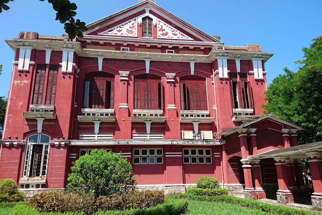 Gallery of Pham Dong