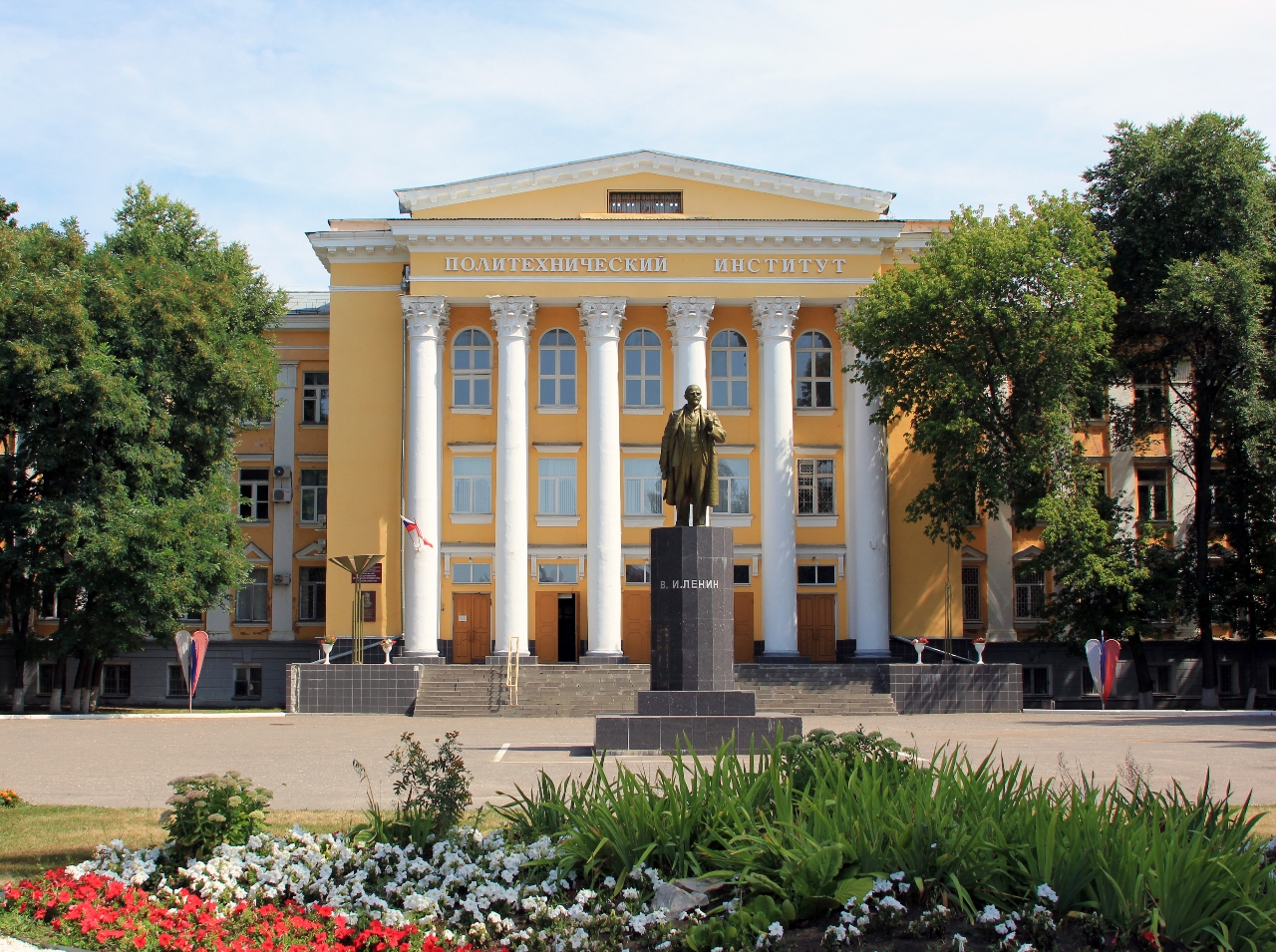 Gallery of Mikhail Ivanovich Tkachev