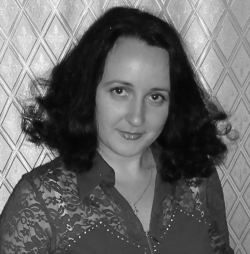 Spouse: Elina Vladimirovna Komolova