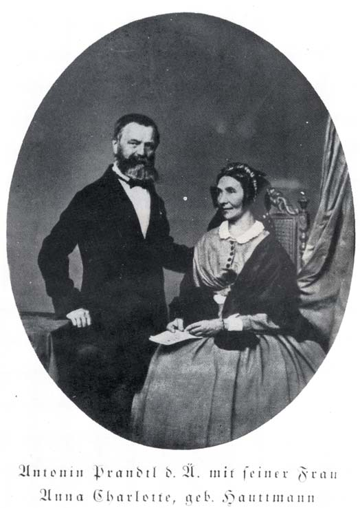 Grandfather: Antonin Prandtl