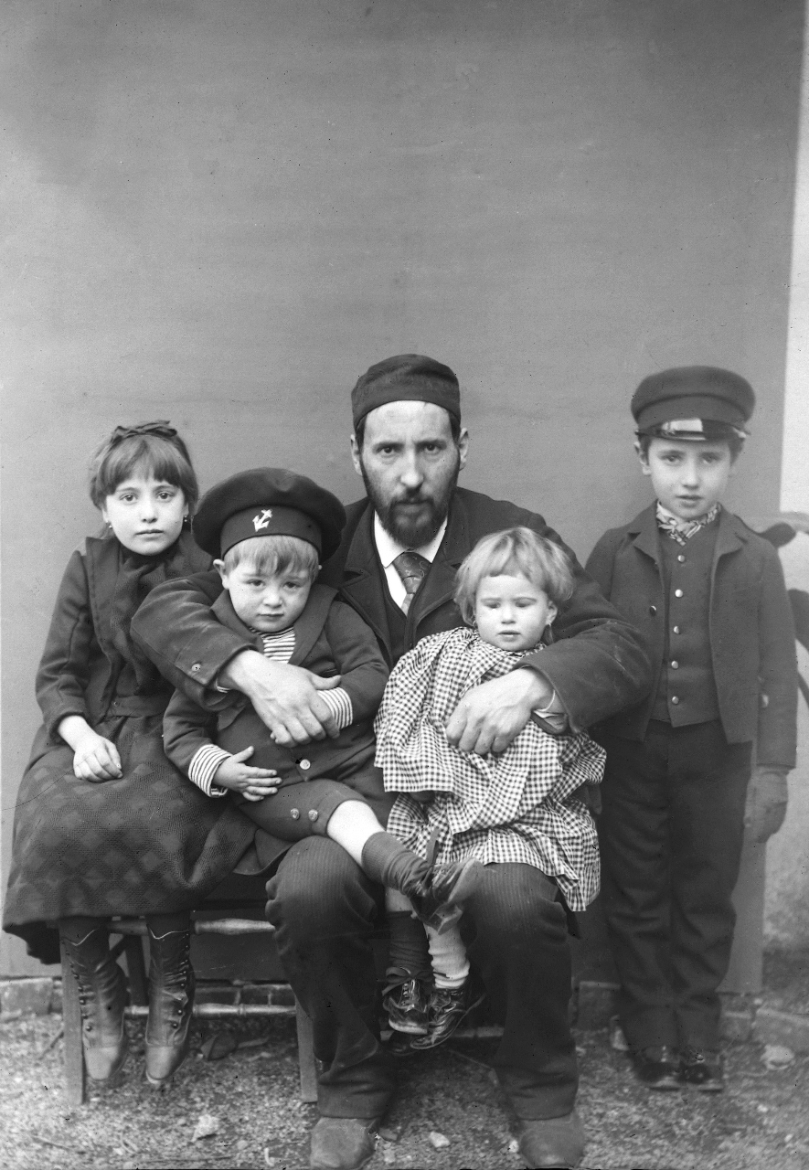 Gallery of Santiago y Cajal