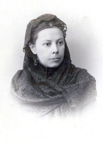 Spouse: Nadezhda Charykova