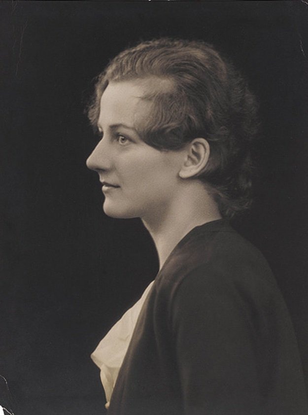 Daughter: Beatrice Becker Warde