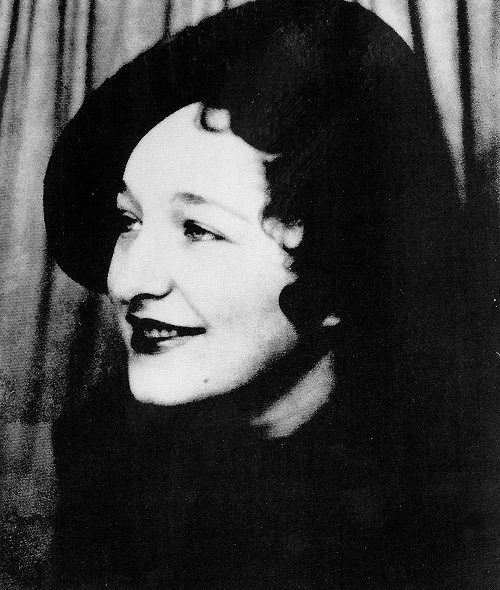 Mother: Beatrice Stone