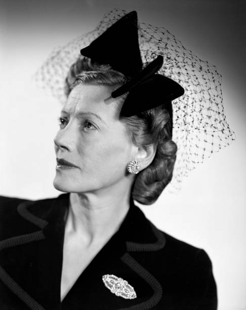 ex-spouse: Helen Menken