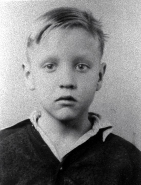 Education period of Elvis Presley in East Tupelo Consolidated School