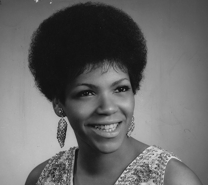 Sister: Carolyn Franklin