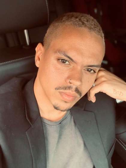 Son: Evan Ross