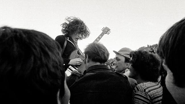 Career period of Angus Young in career