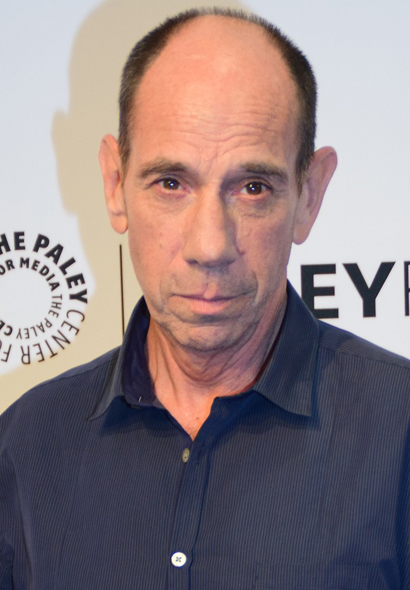 Cousin: Miguel Ferrer