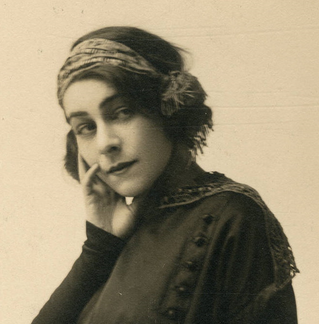 colleague: Alla Nazimova