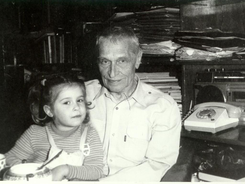 granddaughter : Anna Mishalova