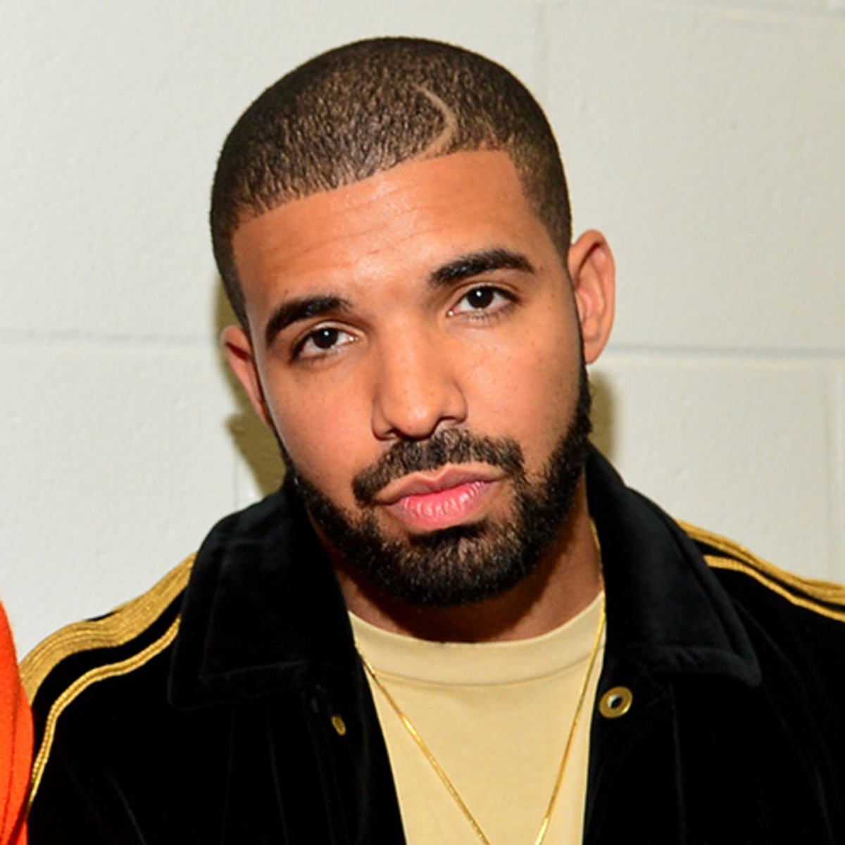 Friend: Drake