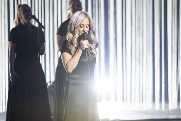 Gallery of Lara Fabian