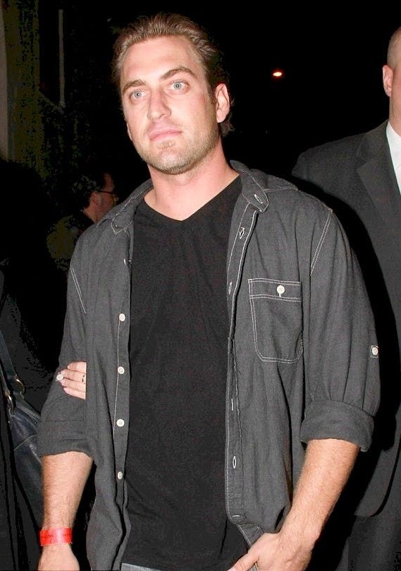 Son: Christopher Gibson