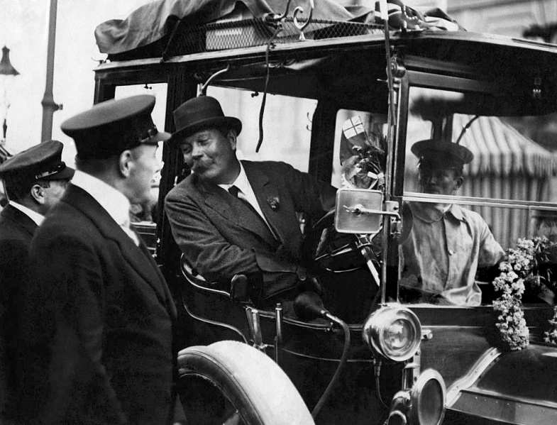 Gallery of Arthur Conan Doyle
