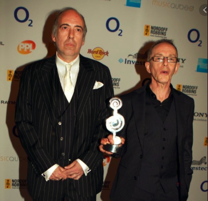 O2 Silver Clef Award