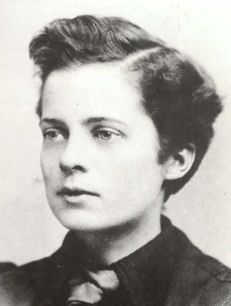 Mother: Edith 