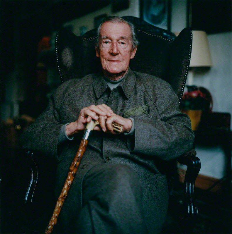 Gallery of Hardy Amies