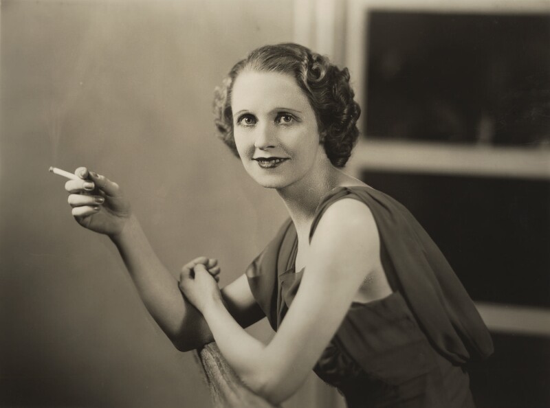 ex-wife: Beatrix Thomson