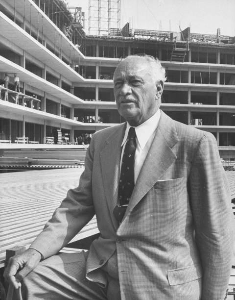 Career period of Conrad Hilton in career