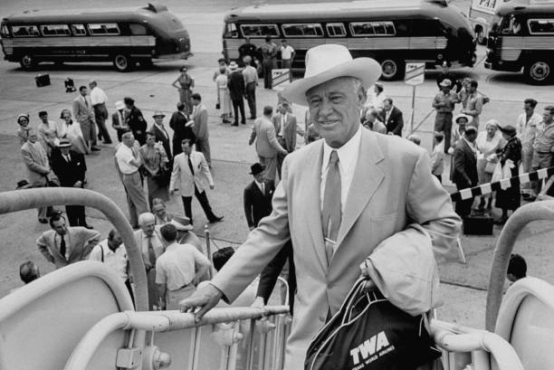 Career period of Conrad Hilton in career