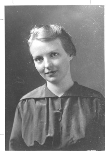 Wife: Elizabeth Bender