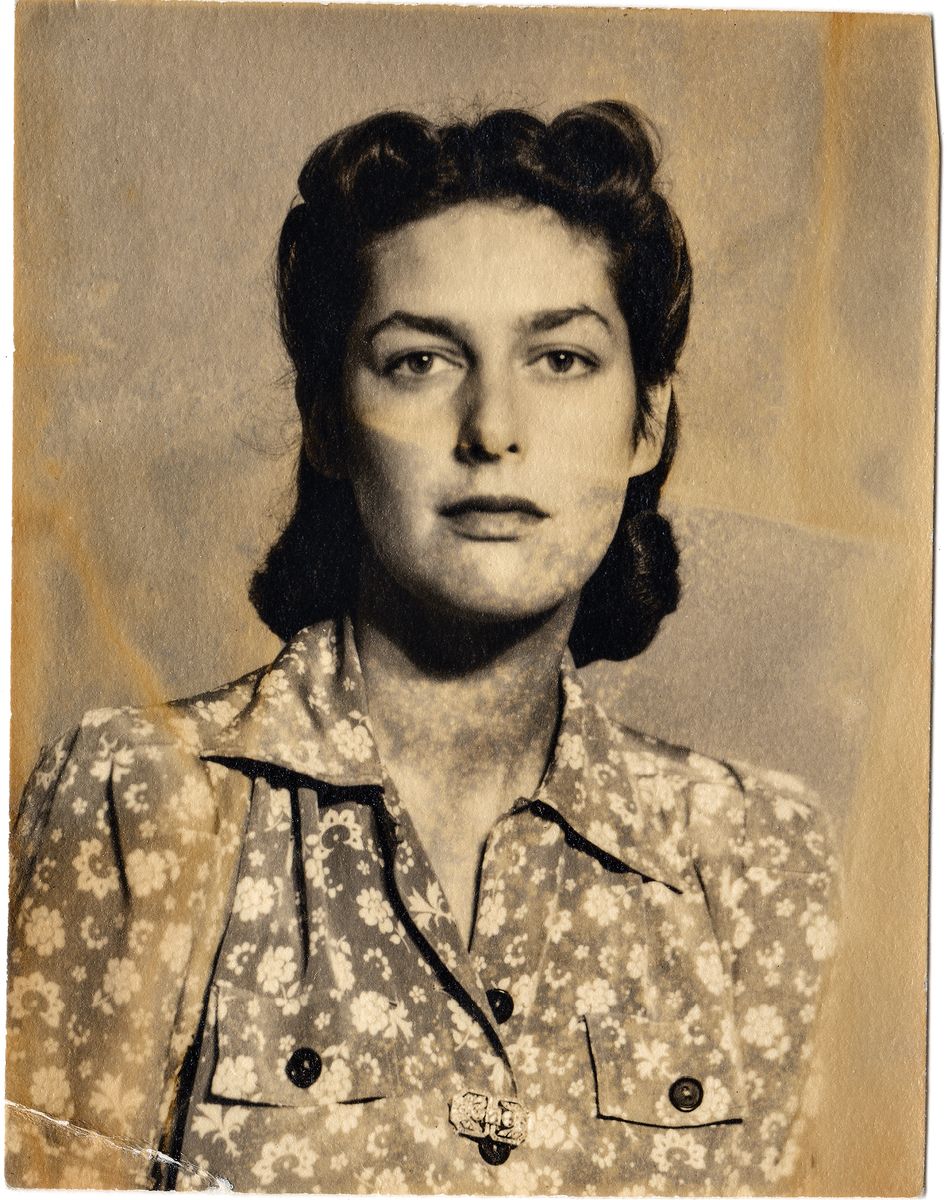 Wife: Agnes Magruder