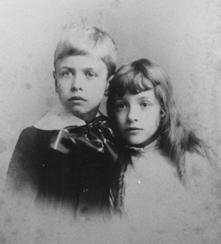 Sister: Marion Hopper