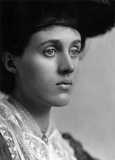 Sister: Vanessa Bell