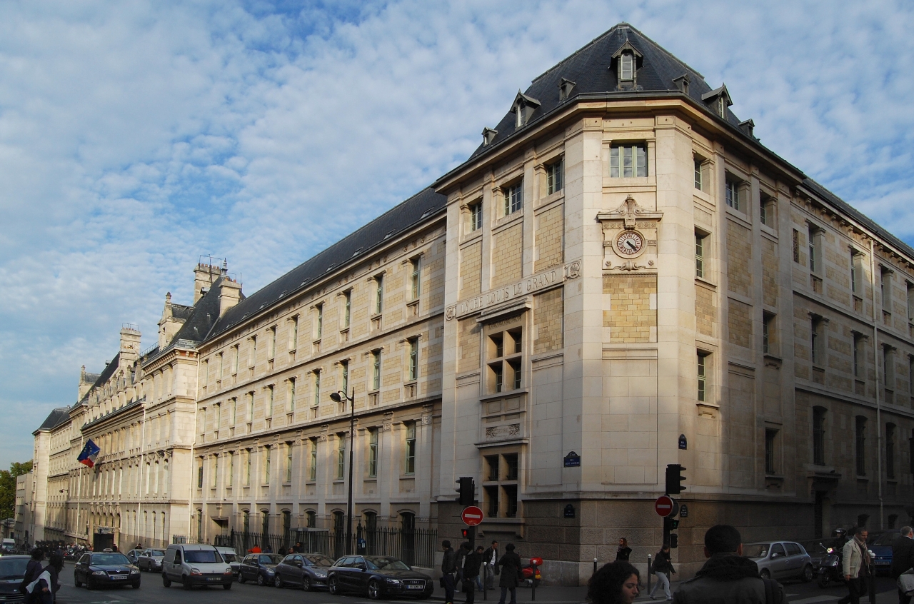 Gallery of Voltaire (François-Marie Arouet)