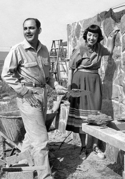 husband: Jo Dendel 