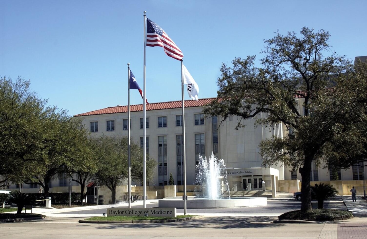 Education period of George Lundberg in Baylor College of Medicine