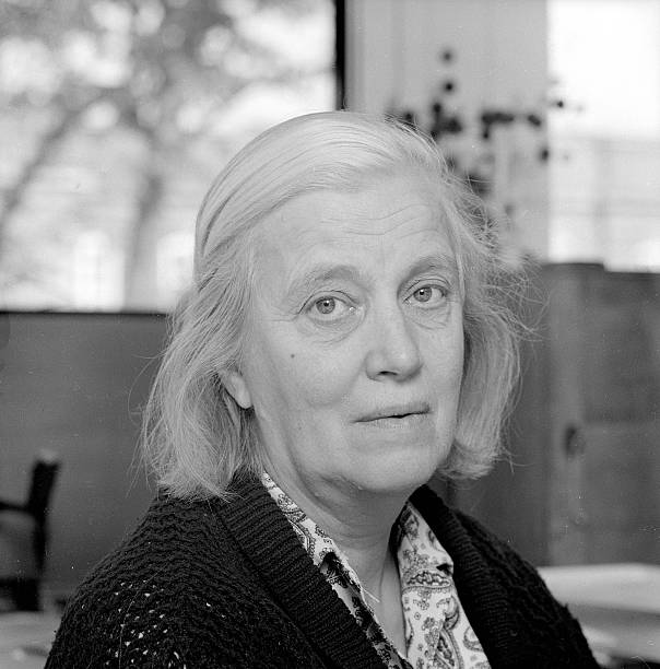 Gallery of Dorothy Hodgkin