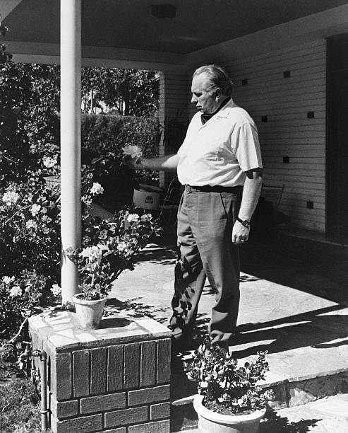 Gallery of L. Hubbard