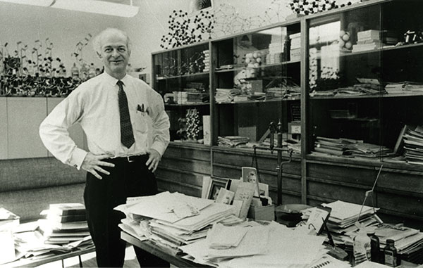 Gallery of Linus Pauling