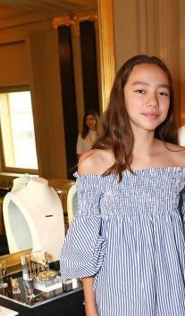 Daughter: Chloe Murdoch 