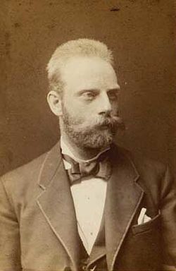 ex-spouse: Asbjørn Oluf Erik Skram