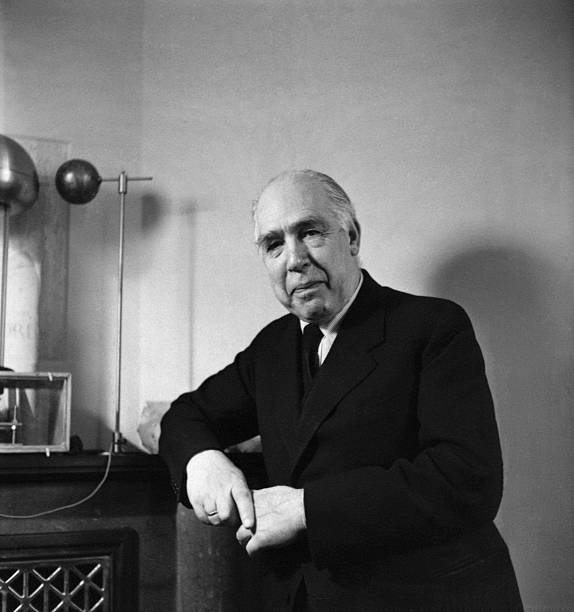 Gallery of Niels Bohr