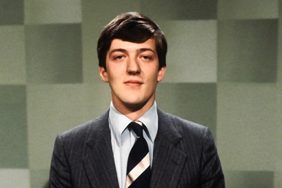 Education period of Stephen Fry in Queens\' College