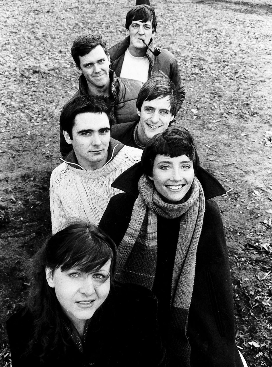 Education period of Stephen Fry in Queens\' College
