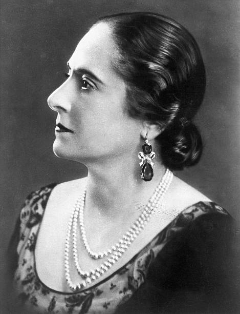 Gallery of Helena Rubinstein