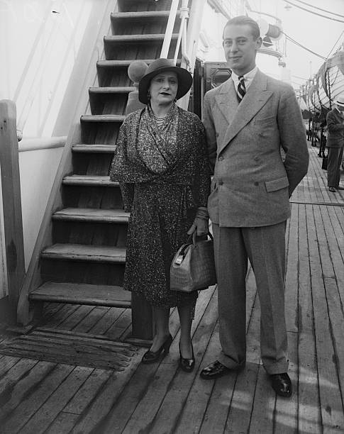 Gallery of Helena Rubinstein