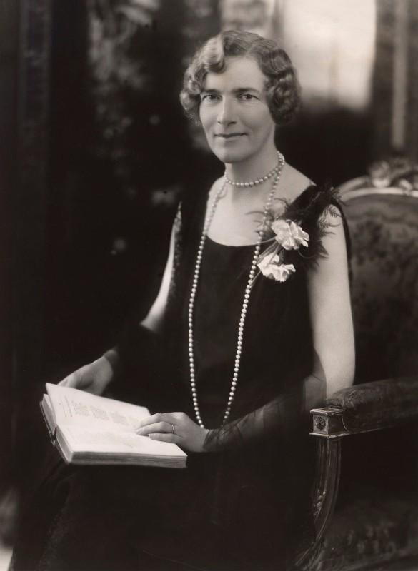 Spouse: Dorothy Maud (née Vivian), Countess Haig