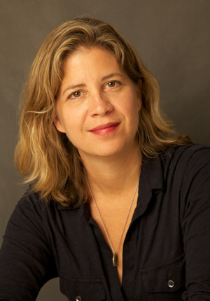 Wife: Elizabeth DeVita-Raeburn