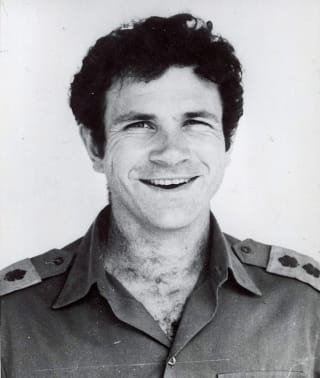 Brother: Yonatan Netanyahu 