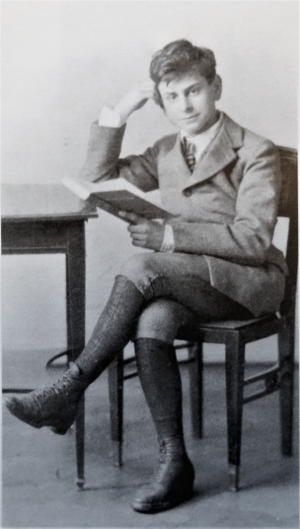 Education period of Karl Popper in Wiedner Gymnasium