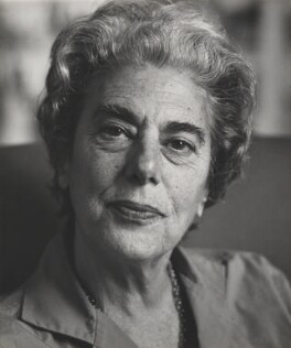 ex-wife: Leonore (Ella) Sophie Winter 