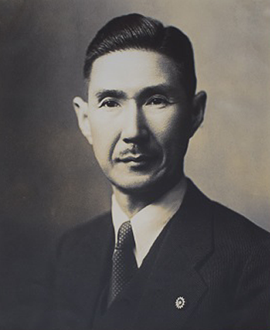 Grandfather: Kan Abe