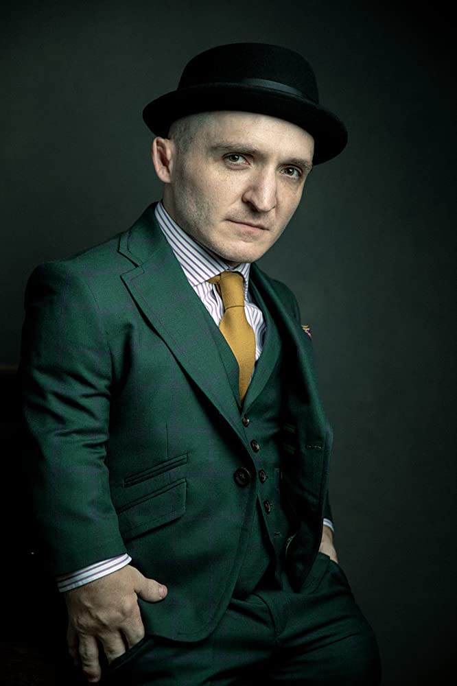 colleague: Leigh Gill